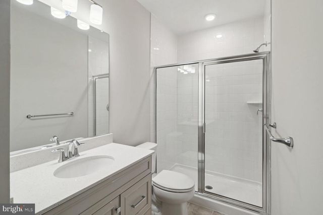 4015 FARMDALE RD, Nottingham, MD 21236