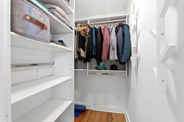 611 Keleher Avenue NW, Albuquerque, NM 87102