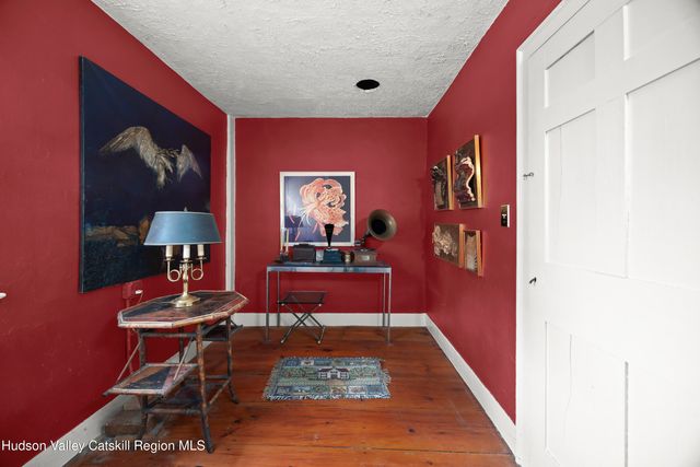 24 Schmidt Road, Ghent, NY 12075