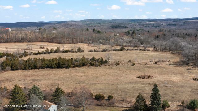 24 Schmidt Road, Ghent, NY 12075