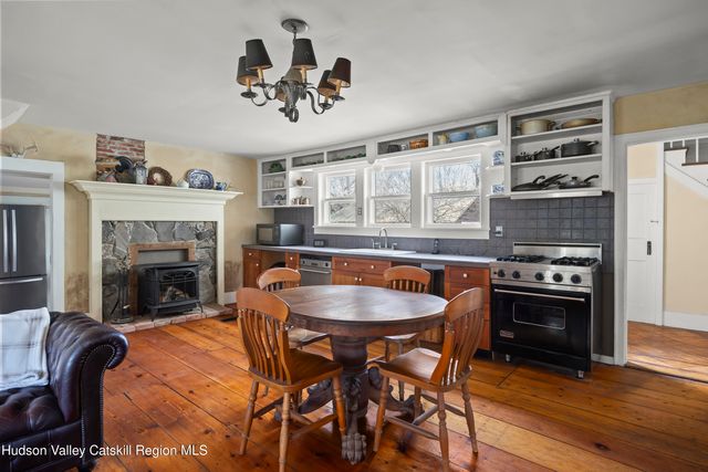 24 Schmidt Road, Ghent, NY 12075