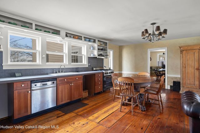 24 Schmidt Road, Ghent, NY 12075