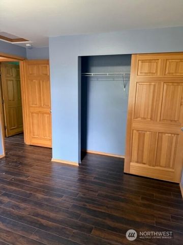 1150 NE Larson Boulevard, Belfair, WA 98528