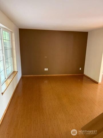 1150 NE Larson Boulevard, Belfair, WA 98528