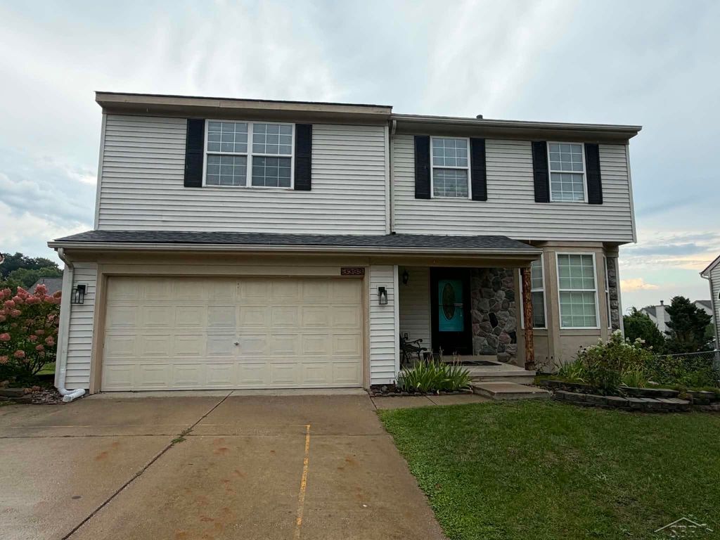 3333 Herrington Drive, Holly, MI 48442