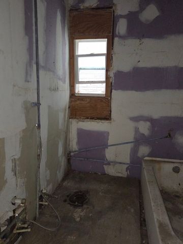 8847 S BURLEY Avenue, Chicago, IL 60617