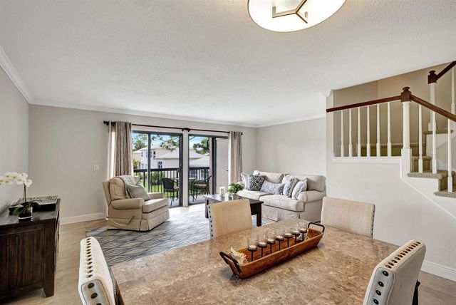 18350 SE WOOD HAVEN Lane F, Jupiter, FL 33469