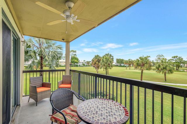 18350 SE WOOD HAVEN Lane F, Jupiter, FL 33469