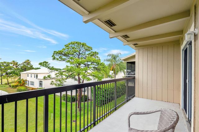 18350 SE WOOD HAVEN Lane F, Jupiter, FL 33469