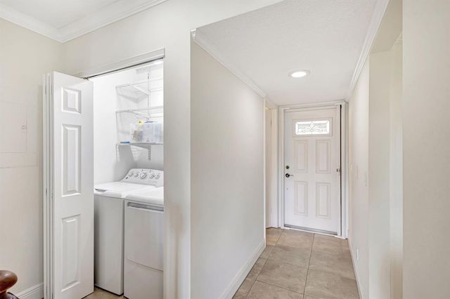 18350 SE WOOD HAVEN Lane F, Jupiter, FL 33469