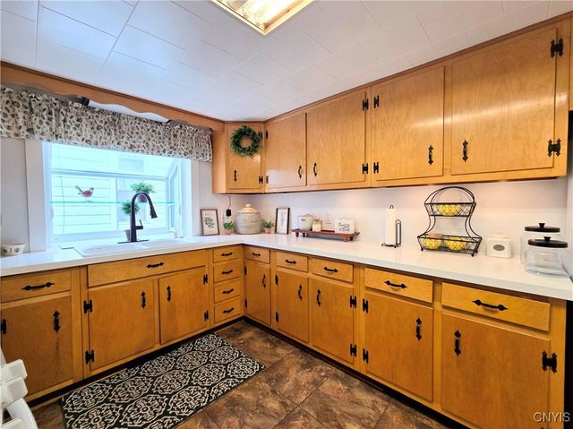 14 3rd Street, German Flatts, NY 13357