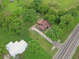 601 E San Saba Street, Wortham, TX 76693