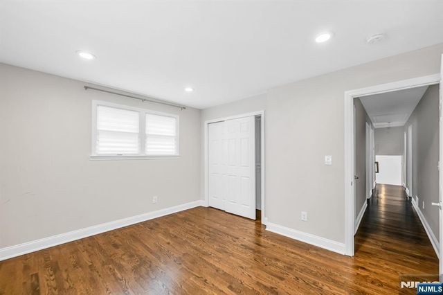 23 Hampshire Road, Paramus, NJ 07652