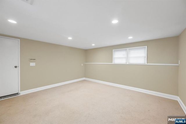 23 Hampshire Road, Paramus, NJ 07652