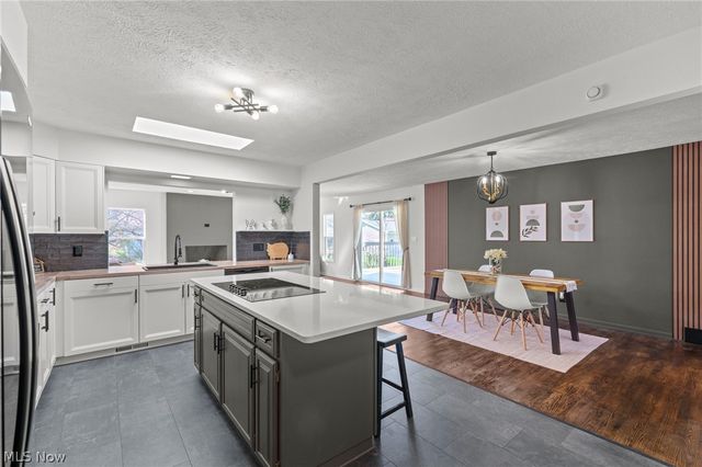 3520 Shellhart Road, Norton, OH 44203