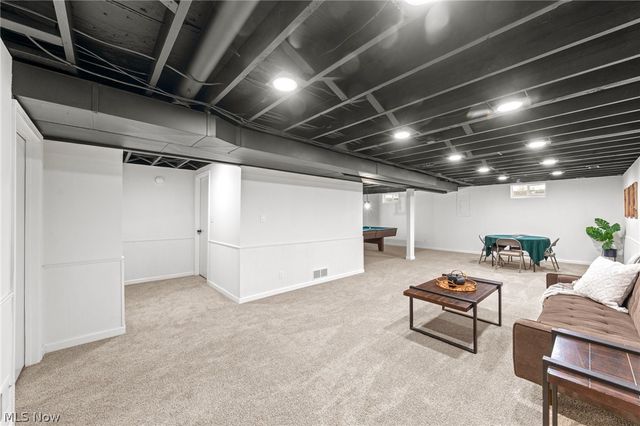 3520 Shellhart Road, Norton, OH 44203