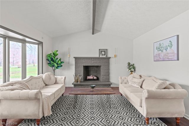 3520 Shellhart Road, Norton, OH 44203