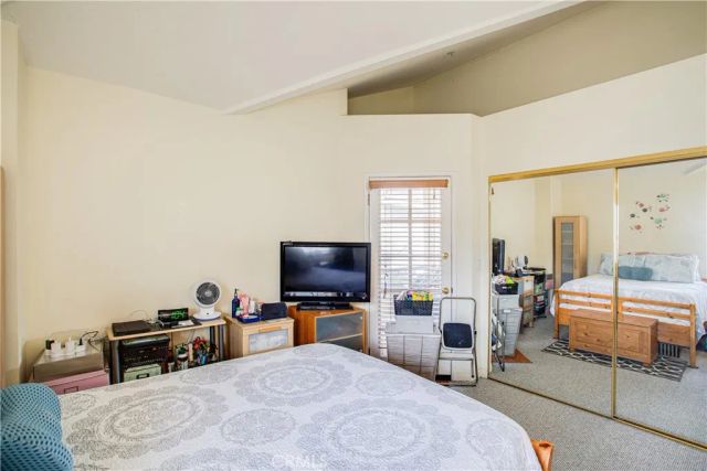 219 N Adams 8, Glendale, CA 91206