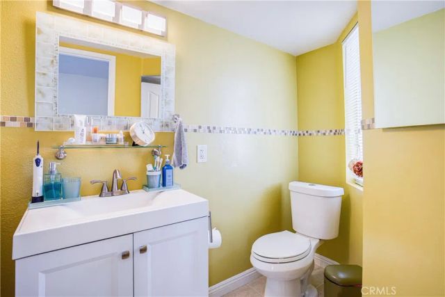 219 N Adams 8, Glendale, CA 91206