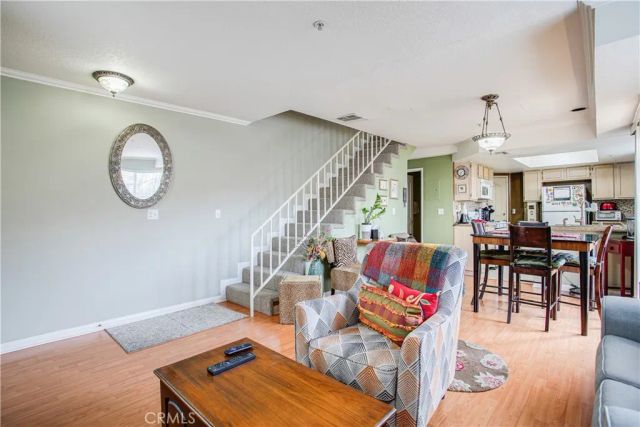 219 N Adams 8, Glendale, CA 91206