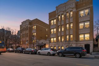4240 N Clarendon Avenue 209N, Chicago, IL 60613