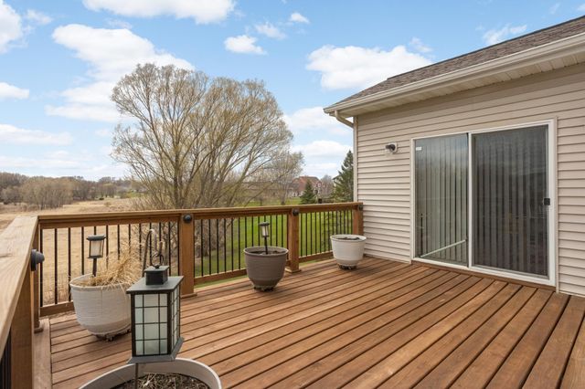 3900 Meadowview Terrace, Saint Bonifacius, MN 55375