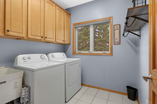 3900 Meadowview Terrace, Saint Bonifacius, MN 55375