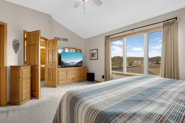 3900 Meadowview Terrace, Saint Bonifacius, MN 55375