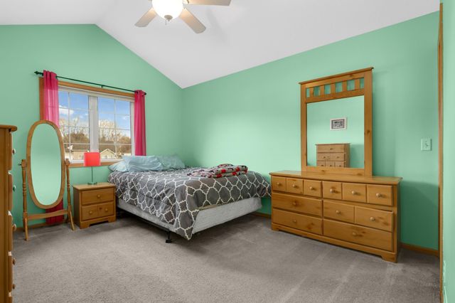 3900 Meadowview Terrace, Saint Bonifacius, MN 55375