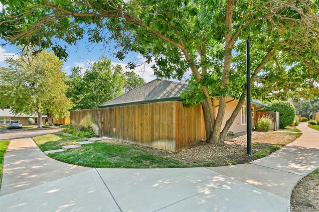 5902 S Willow Way, Englewood, CO 80111