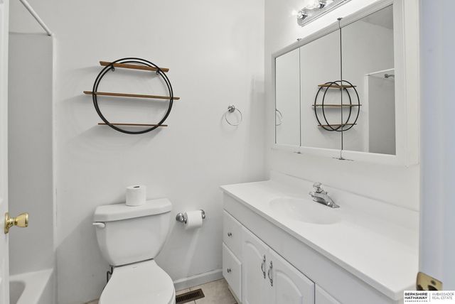 13526 Gertrude Street, Omaha, NE 68138