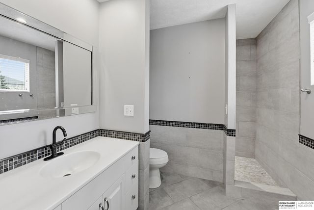 13526 Gertrude Street, Omaha, NE 68138