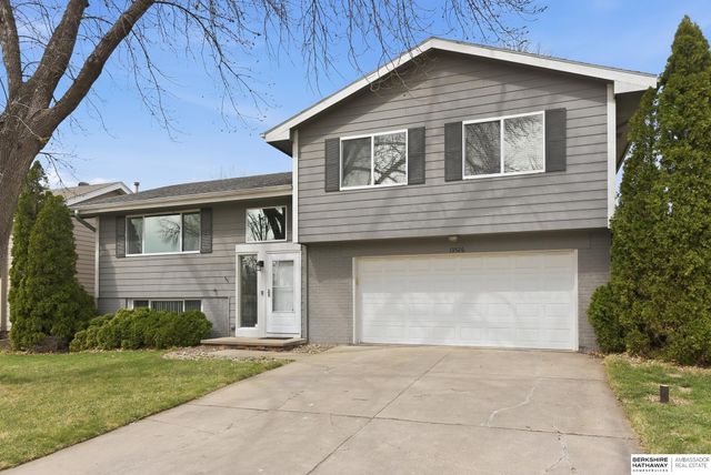 13526 Gertrude Street, Omaha, NE 68138