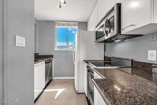 4206 N 38TH Street 4, Phoenix, AZ 85018
