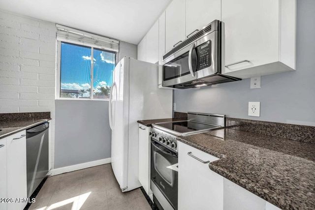 4206 N 38TH Street 4, Phoenix, AZ 85018