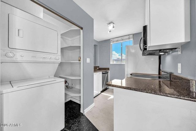 4206 N 38TH Street 4, Phoenix, AZ 85018