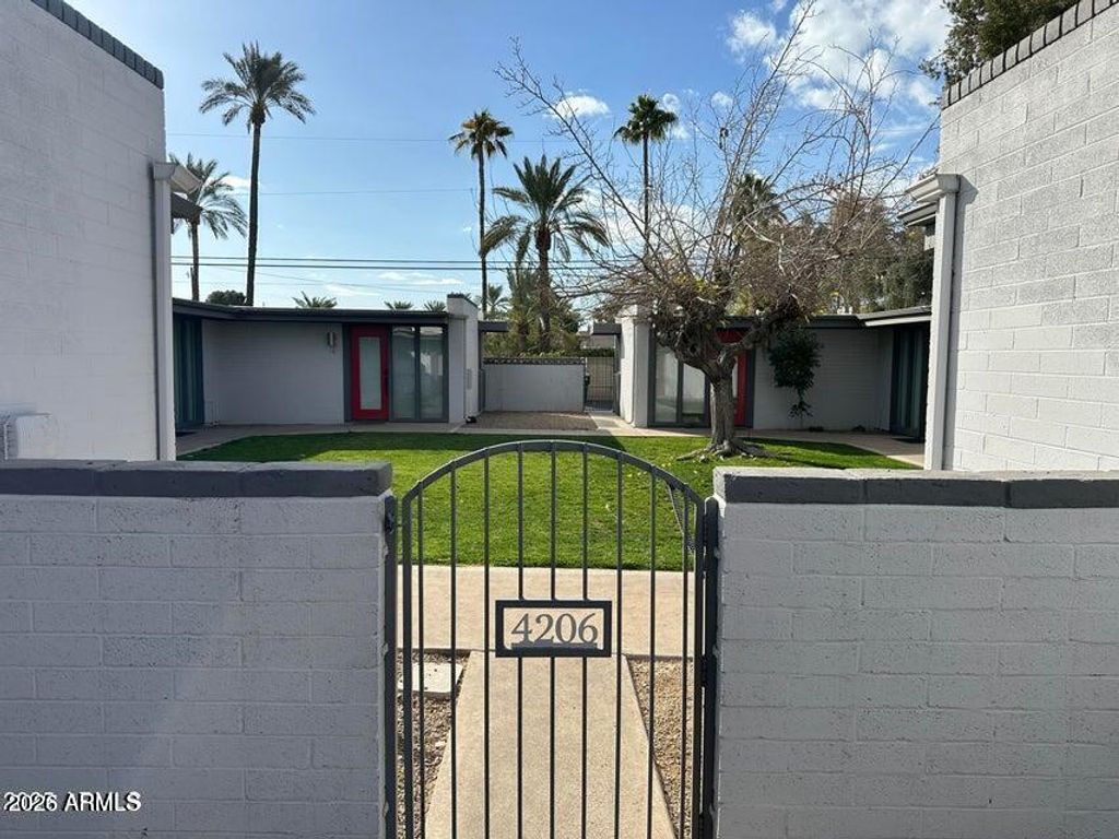 4206 N 38TH Street 4, Phoenix, AZ 85018 — photo 2
