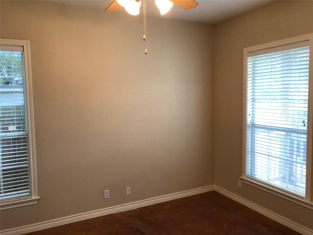 504 W North Loop BLVD A, Austin, TX 78751