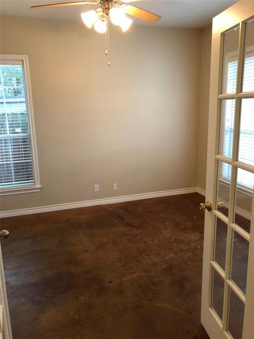 504 W North Loop BLVD A, Austin, TX 78751