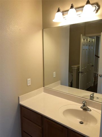 504 W North Loop BLVD A, Austin, TX 78751