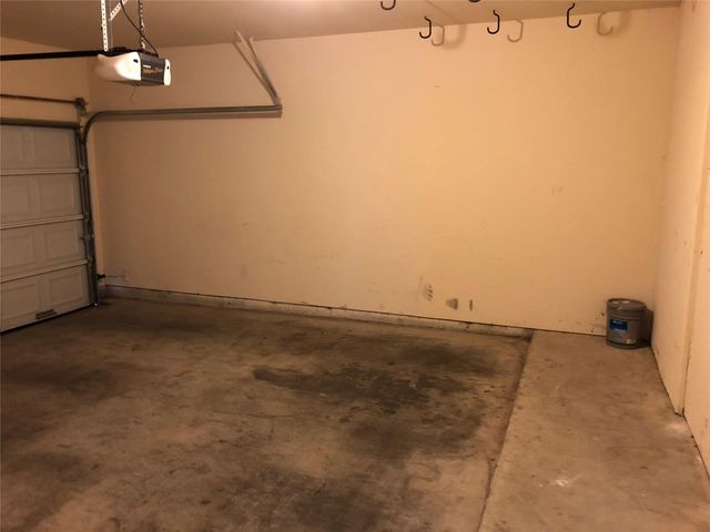 504 W North Loop BLVD A, Austin, TX 78751