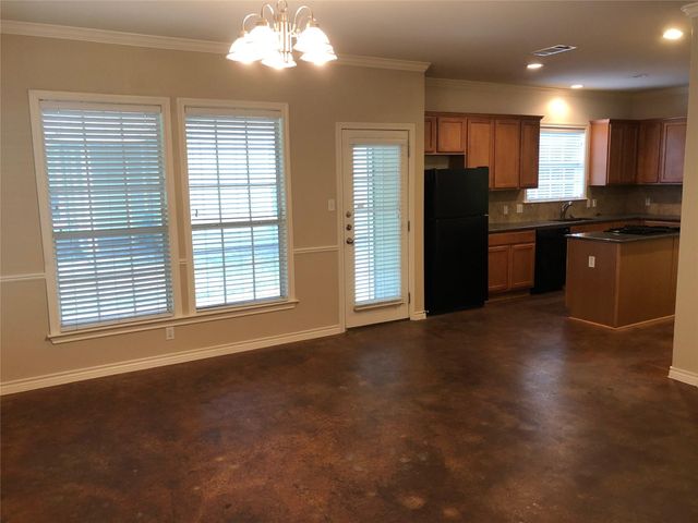 504 W North Loop BLVD A, Austin, TX 78751