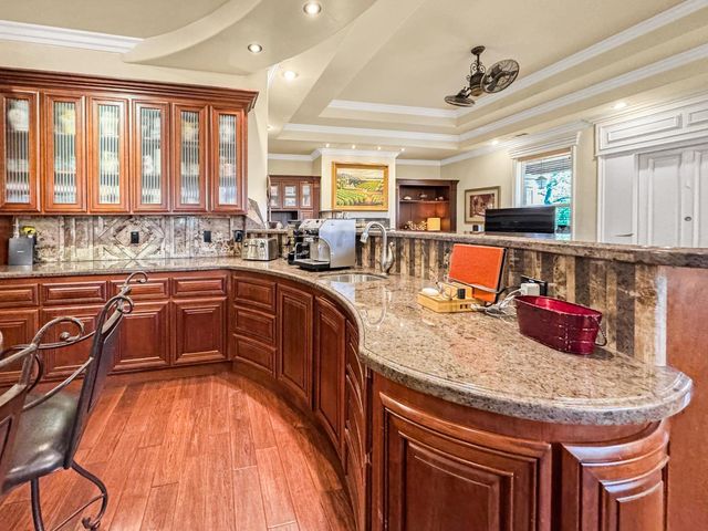 9915 Spyglass Cir, Auburn, CA 95602