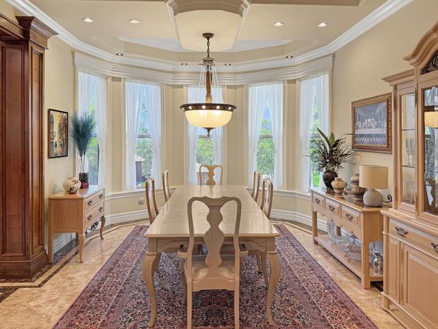 9915 Spyglass Cir, Auburn, CA 95602