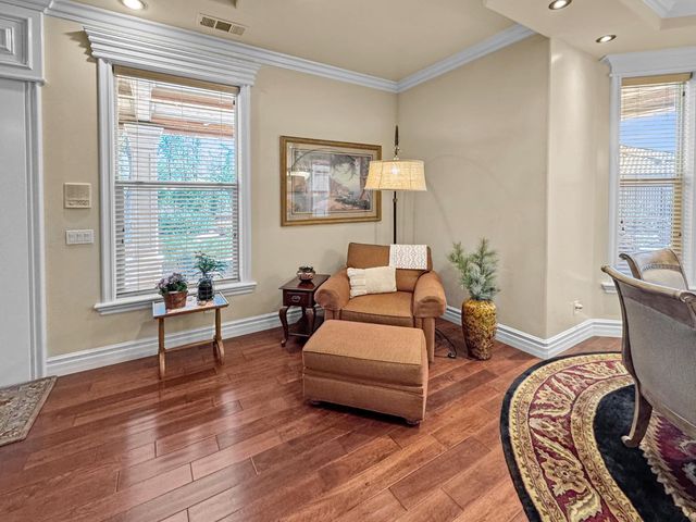 9915 Spyglass Cir, Auburn, CA 95602