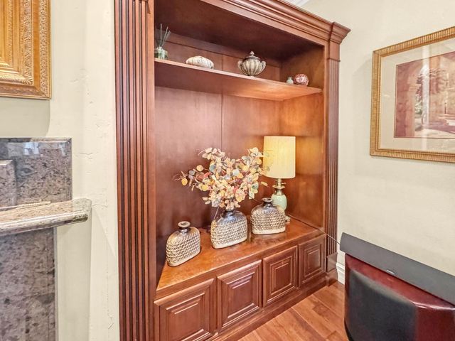 9915 Spyglass Cir, Auburn, CA 95602