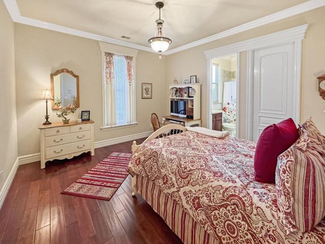 9915 Spyglass Cir, Auburn, CA 95602