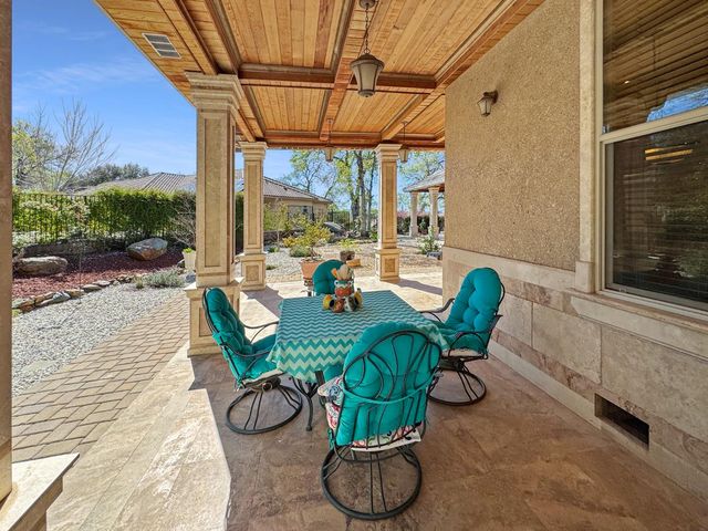 9915 Spyglass Cir, Auburn, CA 95602