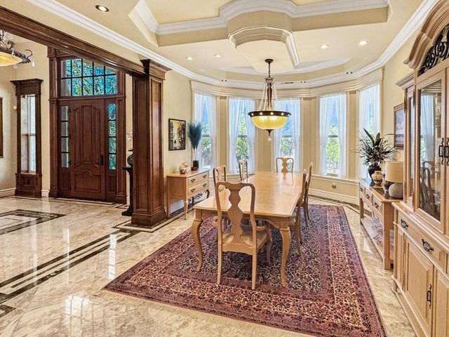 9915 Spyglass Cir, Auburn, CA 95602