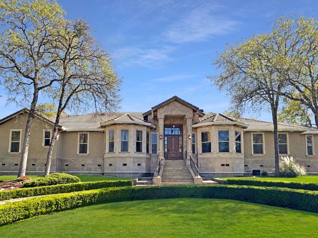 9915 Spyglass Cir, Auburn, CA 95602